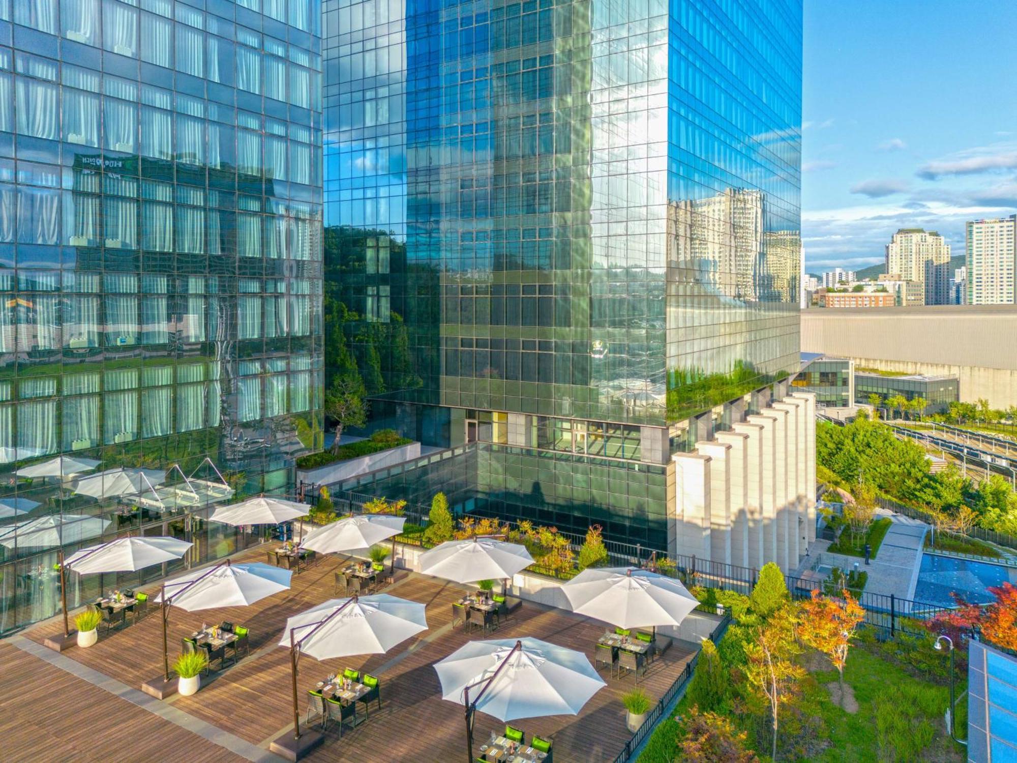 Doubletree By Hilton Seoul Pangyo Residences Seongnam Eksteriør billede