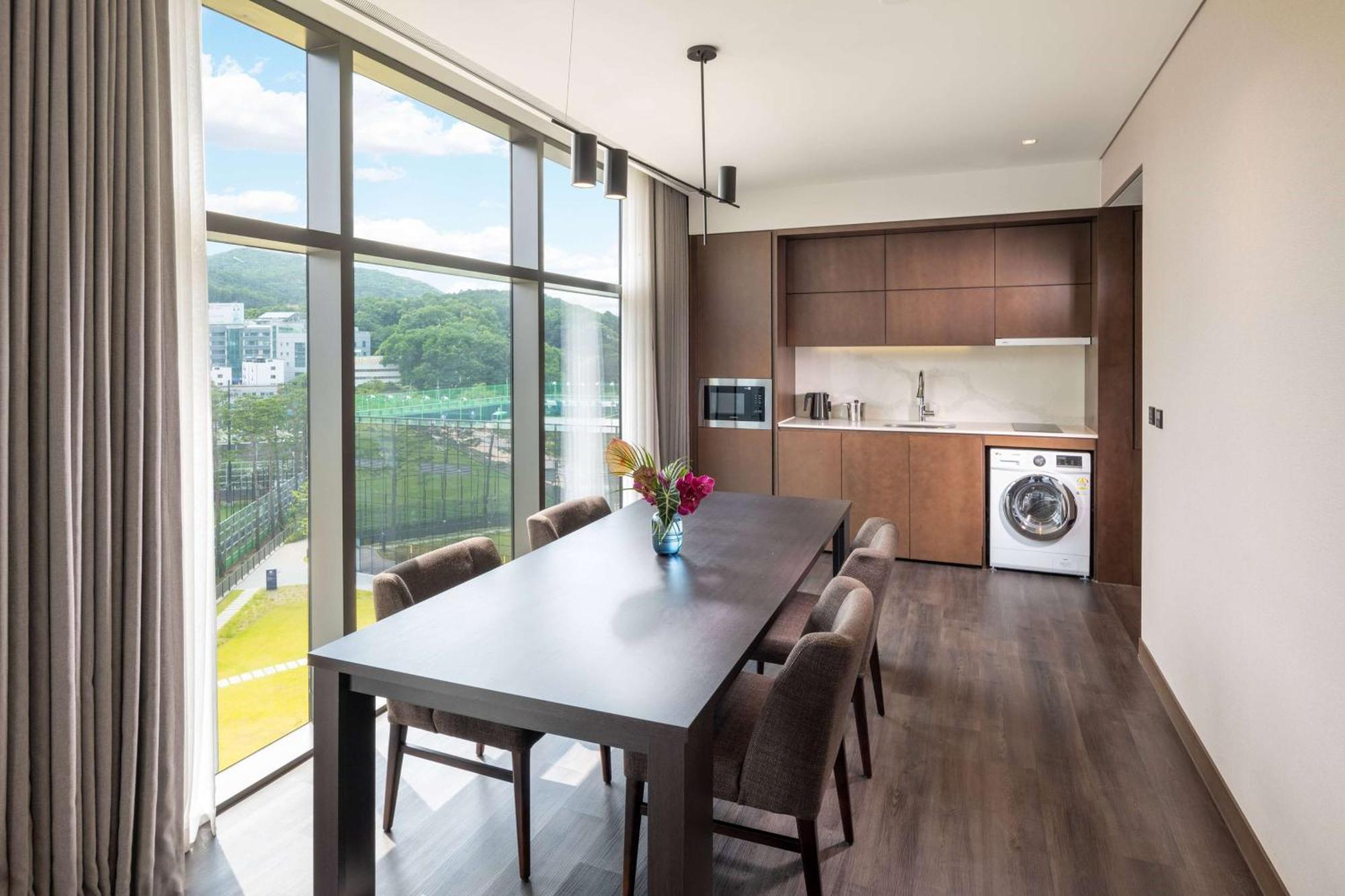 Doubletree By Hilton Seoul Pangyo Residences Seongnam Eksteriør billede
